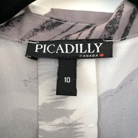 PICADILLY Tunic Blouse - Picture 3 of 9